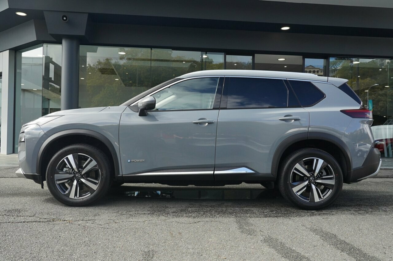 Nissan X-trail image 2