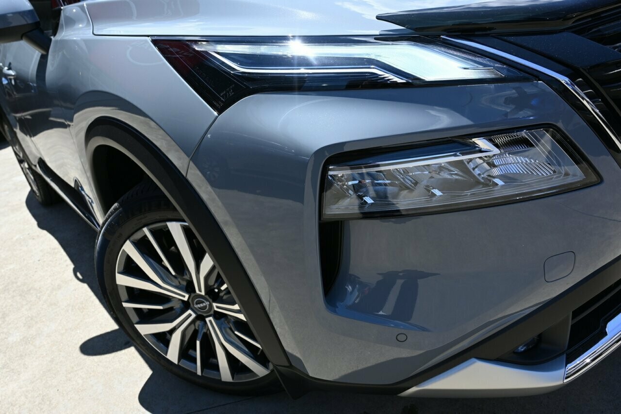 Nissan X-trail image 2