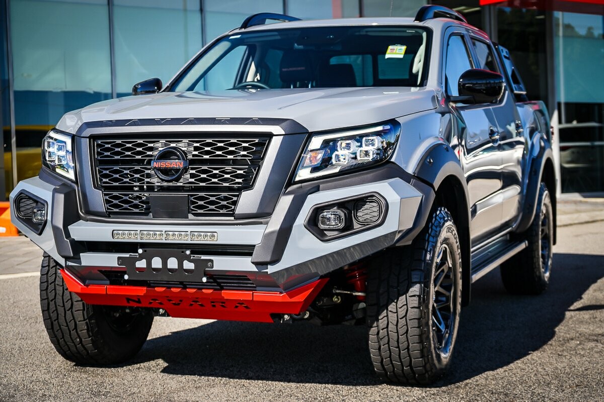 Nissan Navara image 3