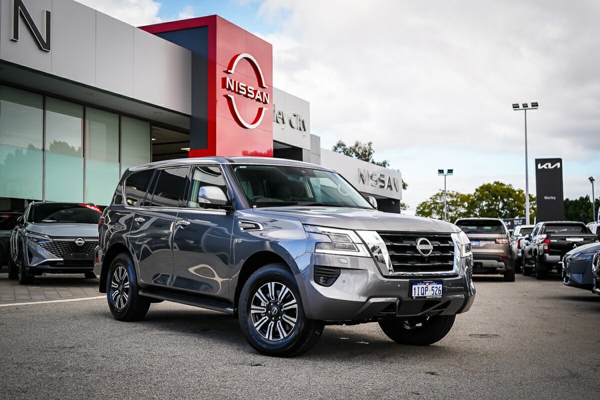 Nissan Patrol image 2