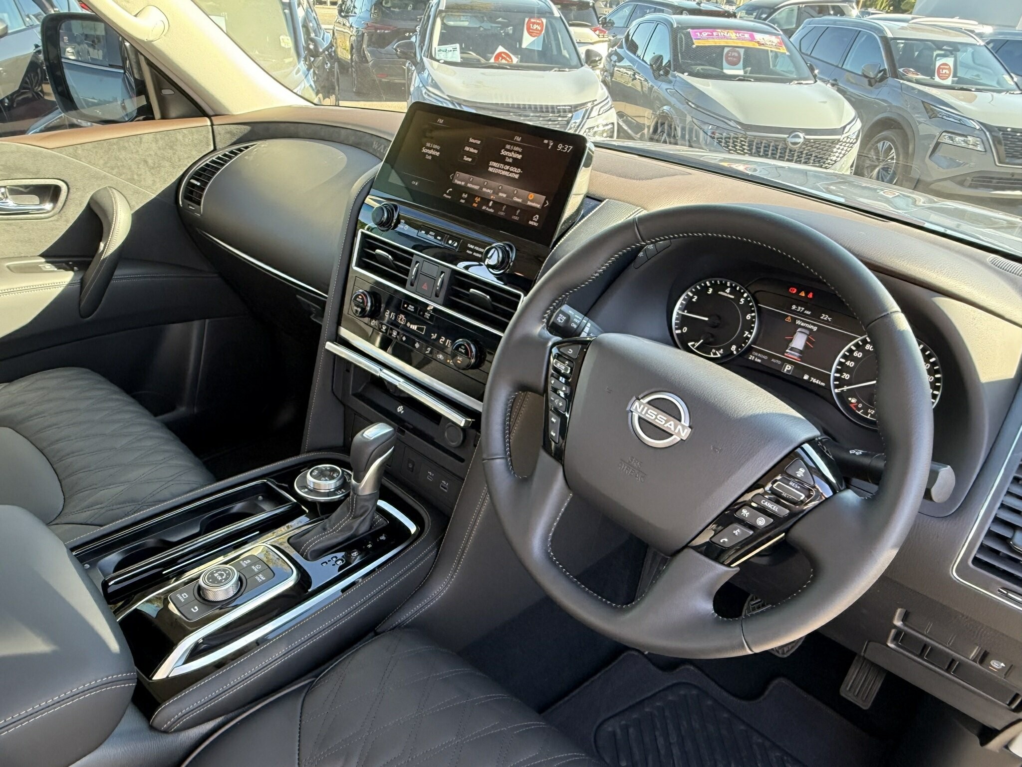 Nissan Patrol image 2