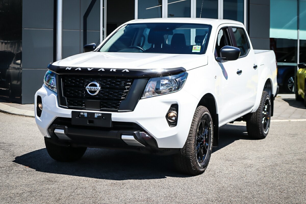 Nissan Navara image 4