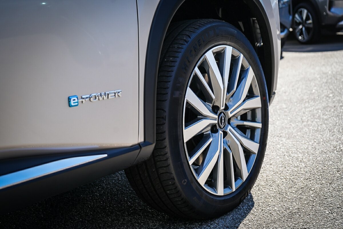 Nissan X-trail image 4