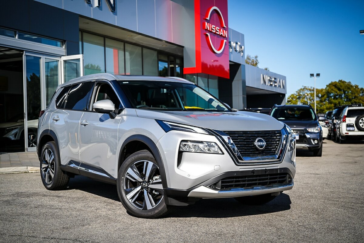 Nissan X-trail image 2