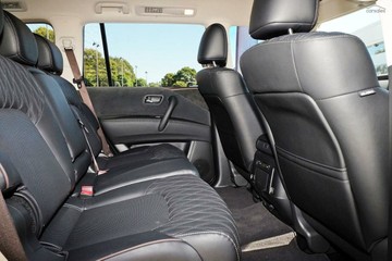 https://vehicle-cdn.autoleague.cloud/28159_2985121_8.jpg