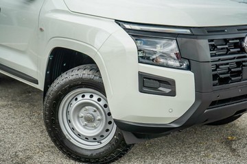 https://vehicle-cdn.autoleague.cloud/28159_2986845_26.jpg