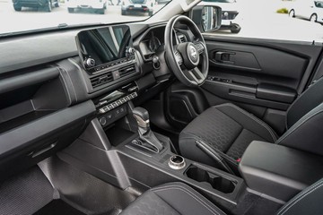 https://vehicle-cdn.autoleague.cloud/28159_2986845_3.jpg