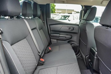 https://vehicle-cdn.autoleague.cloud/28159_2986876_12.jpg