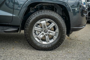 https://vehicle-cdn.autoleague.cloud/28159_2986876_24.jpg