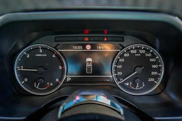 https://vehicle-cdn.autoleague.cloud/28159_2986880_15.jpg