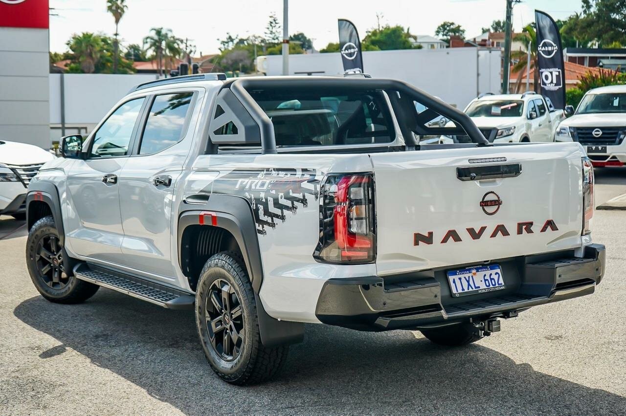 Nissan Navara image 3
