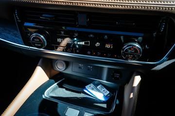https://vehicle-cdn.autoleague.cloud/28159_2991910_24.jpg