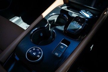 https://vehicle-cdn.autoleague.cloud/28159_2991910_25.jpg