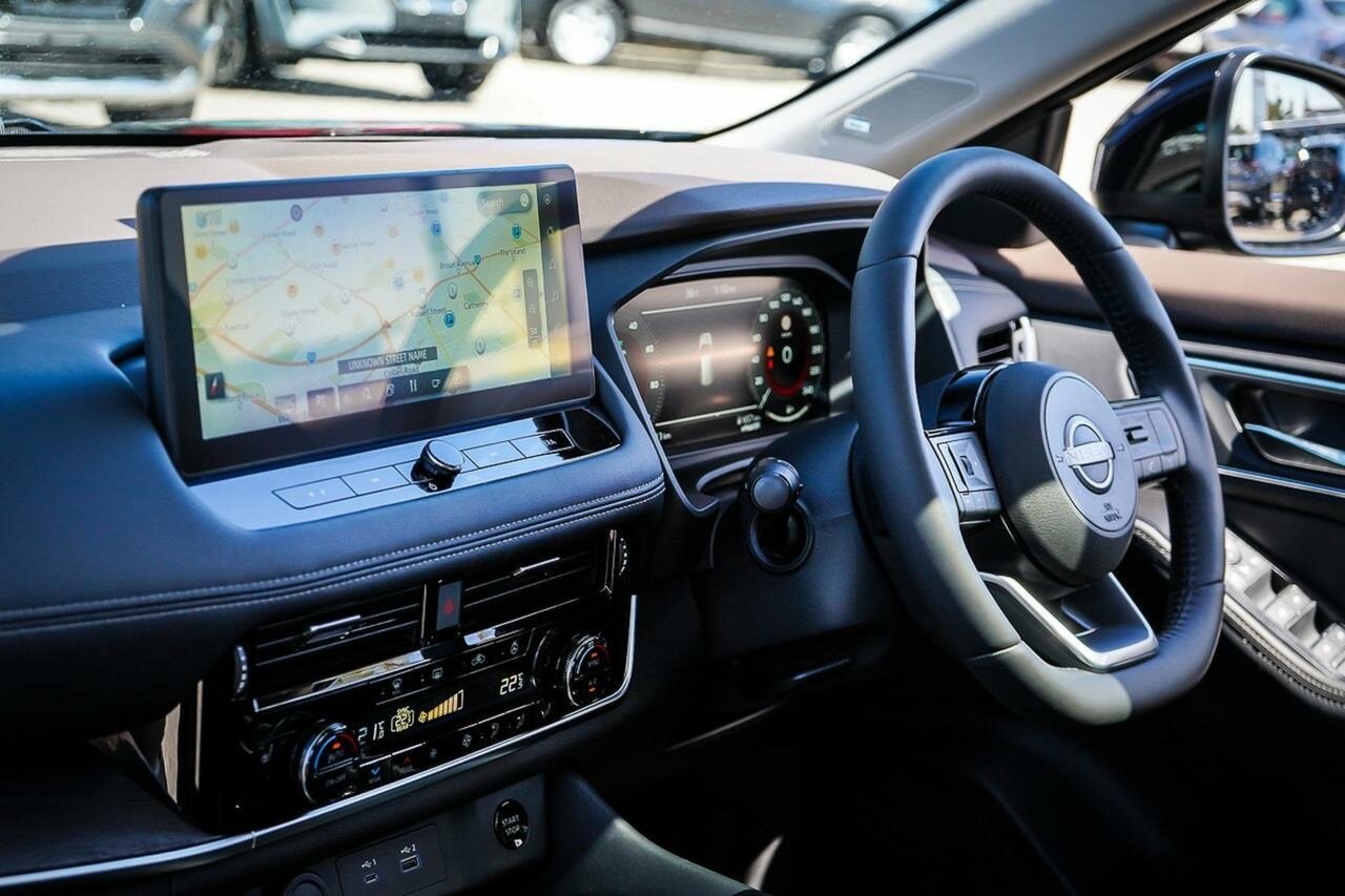 Nissan X-trail image 3