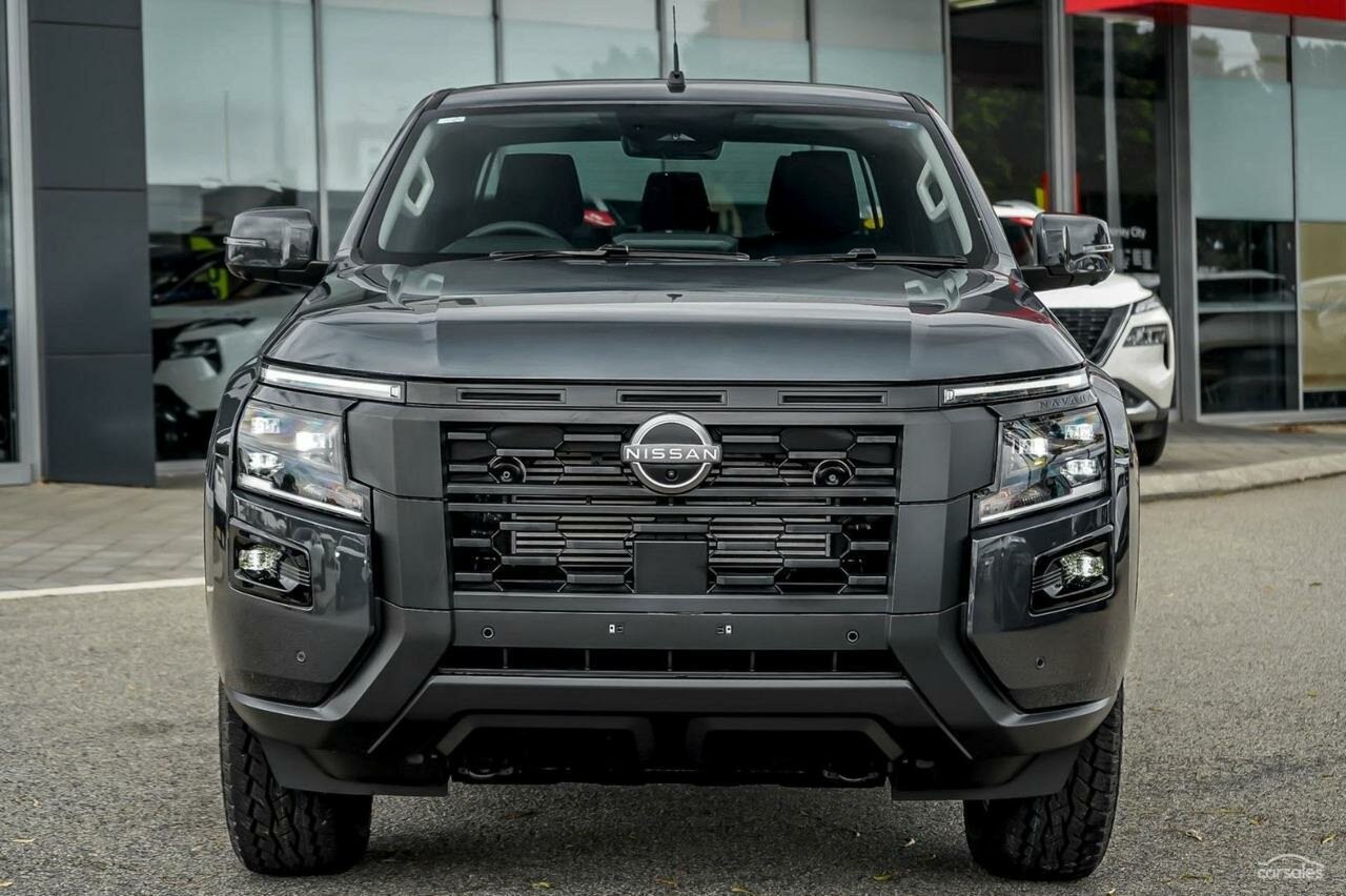 Nissan Navara image 2