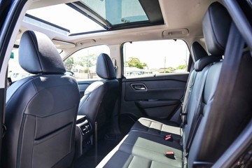 https://vehicle-cdn.autoleague.cloud/28159_2995202_11.jpg