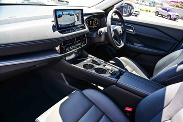 https://vehicle-cdn.autoleague.cloud/28159_2995202_24.jpg