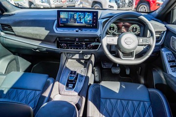 https://vehicle-cdn.autoleague.cloud/28159_2998053_10.jpg