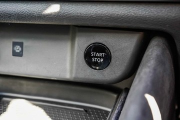 https://vehicle-cdn.autoleague.cloud/28159_2998053_16.jpg