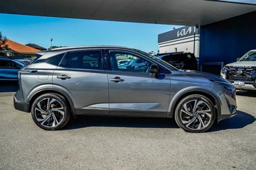 https://vehicle-cdn.autoleague.cloud/28159_2998053_7.jpg