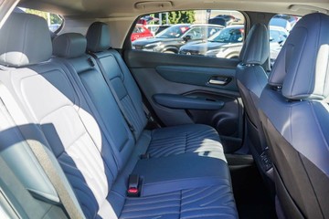 https://vehicle-cdn.autoleague.cloud/28159_2998636_21.jpg