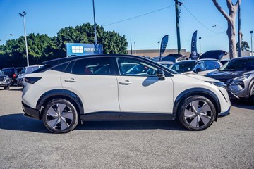 https://vehicle-cdn.autoleague.cloud/28159_2998636_9.jpg