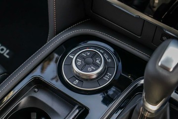 https://vehicle-cdn.autoleague.cloud/28159_3000653_25.jpg