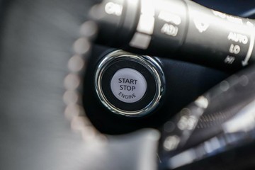 https://vehicle-cdn.autoleague.cloud/28159_3000716_18.jpg