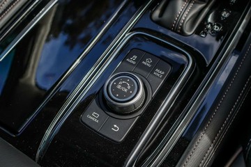 https://vehicle-cdn.autoleague.cloud/28159_3000716_22.jpg