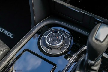https://vehicle-cdn.autoleague.cloud/28159_3000716_23.jpg