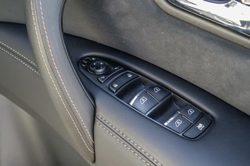 https://vehicle-cdn.autoleague.cloud/28159_3000716_24.jpg