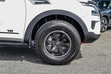 https://vehicle-cdn.autoleague.cloud/28159_3000716_26.jpg