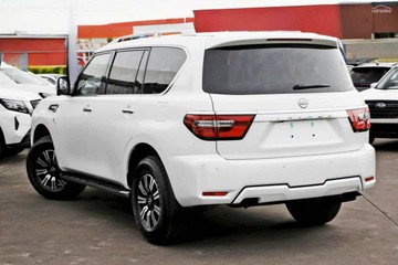 https://vehicle-cdn.autoleague.cloud/28159_3000996_4.jpg