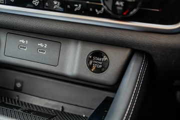 https://vehicle-cdn.autoleague.cloud/28159_3005099_11.jpg