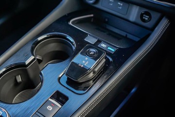 https://vehicle-cdn.autoleague.cloud/28159_3005100_13.jpg