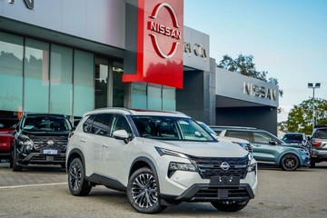 https://vehicle-cdn.autoleague.cloud/28159_3005100_2.jpg