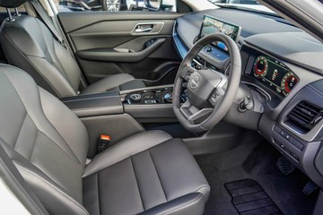 https://vehicle-cdn.autoleague.cloud/28159_3005100_20.jpg