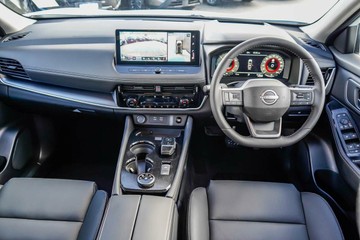 https://vehicle-cdn.autoleague.cloud/28159_3005100_22.jpg