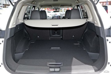 https://vehicle-cdn.autoleague.cloud/28159_3005645_11.jpg