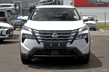 https://vehicle-cdn.autoleague.cloud/28159_3005645_2.jpg