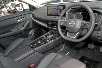 https://vehicle-cdn.autoleague.cloud/28159_3005645_6.jpg