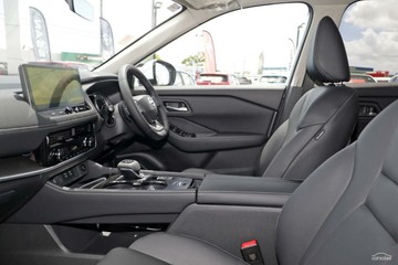 https://vehicle-cdn.autoleague.cloud/28159_3005645_8.jpg