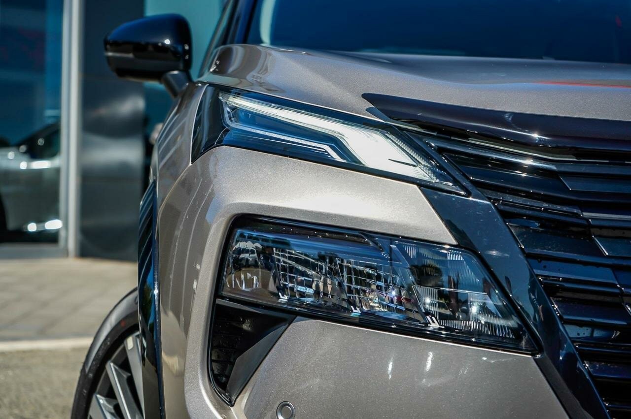 Nissan X-trail image 2