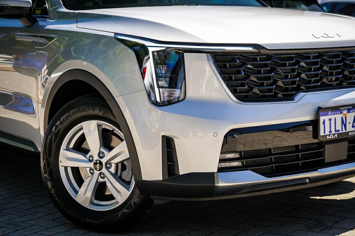 Kia Sorento image 2