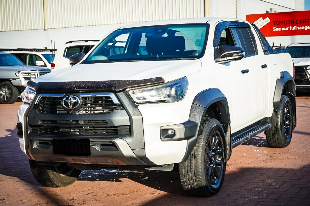 Toyota Hilux image 4