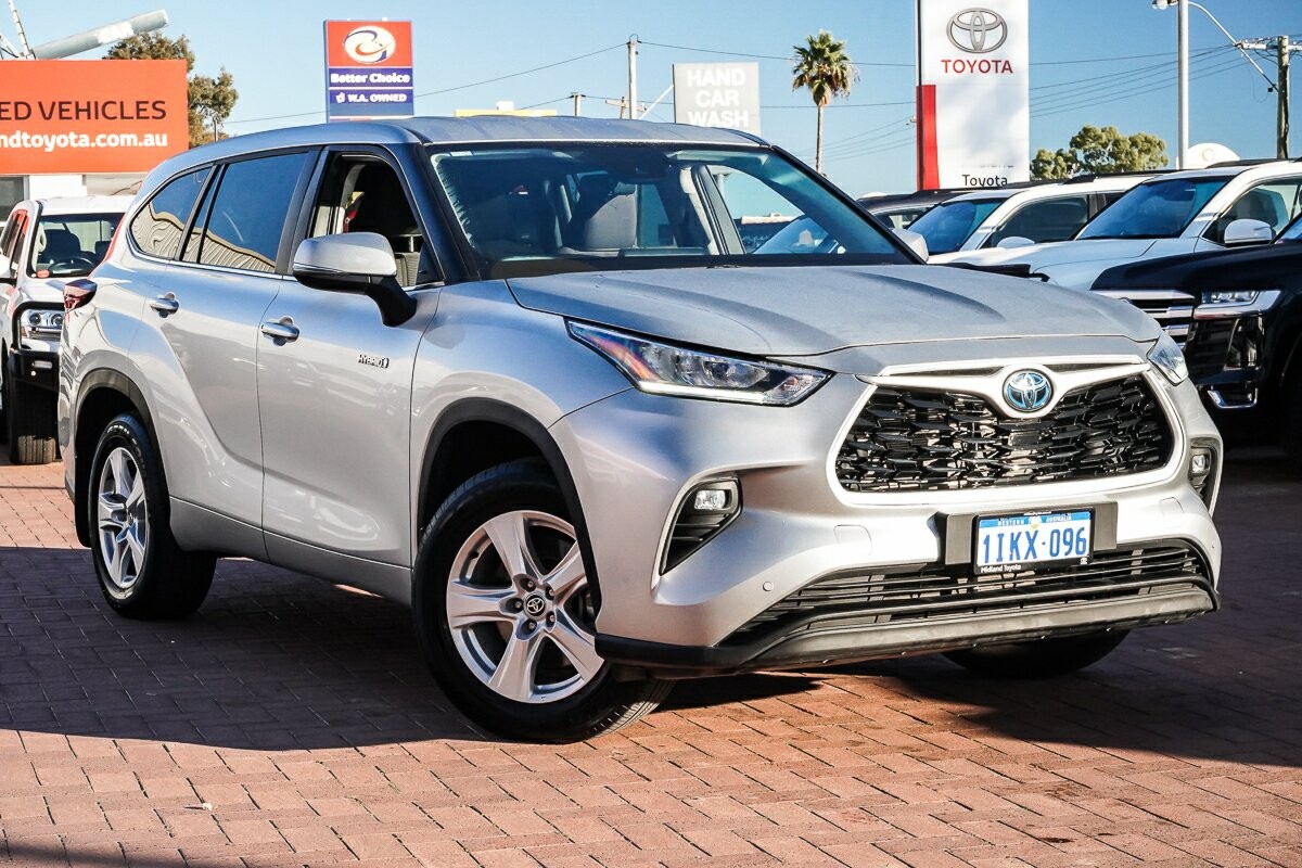 Toyota Kluger image 1
