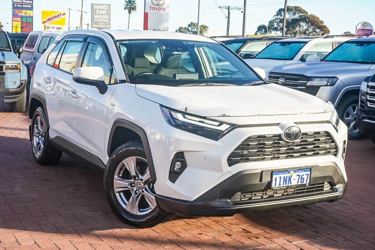 Toyota Rav4 image 1