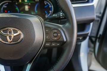 https://vehicle-cdn.autoleague.cloud/28166_12032439_14.jpg
