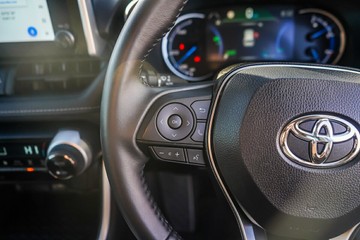 https://vehicle-cdn.autoleague.cloud/28166_12032439_15.jpg