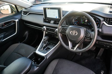 https://vehicle-cdn.autoleague.cloud/28166_12032537_14.jpg
